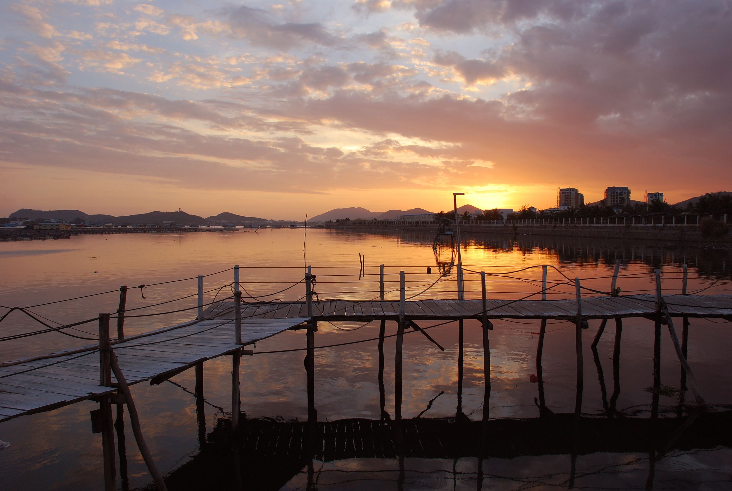 海南漁村的詩意與慵懶 一場讓人“后悔”抵達(dá)的美妙旅行